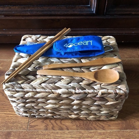 4 Ocean bamboo to go utensils in carrying case - Picture 2 of 7
